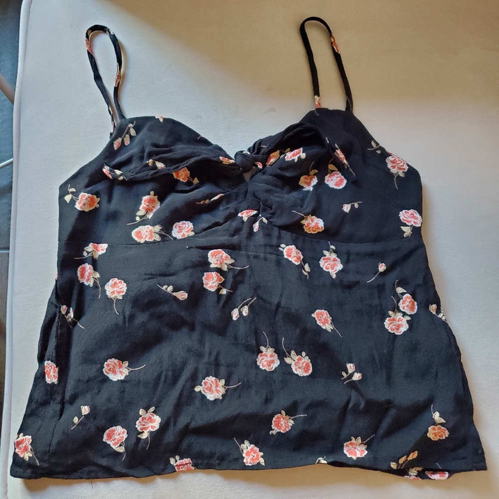 Brandy Melville John Galt tie front strap cami top